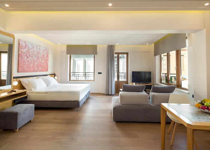 Отель Querini Luxury