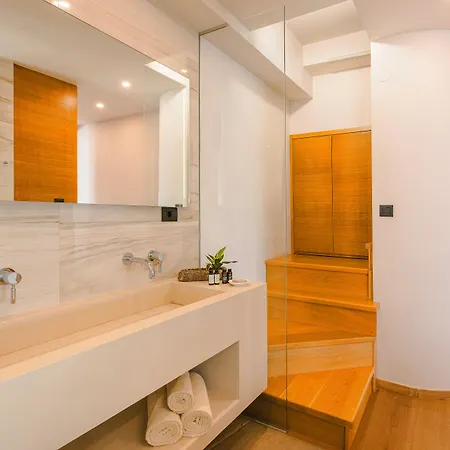 Querini Luxury 3*