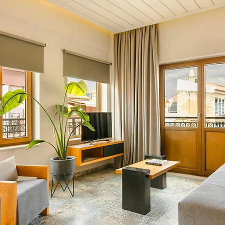 Querini Luxury Hotel 3*