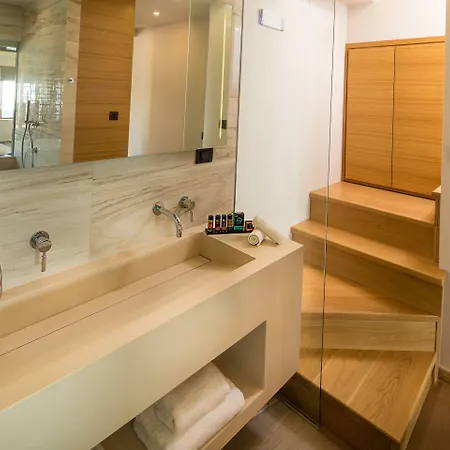 Querini Luxury 3*